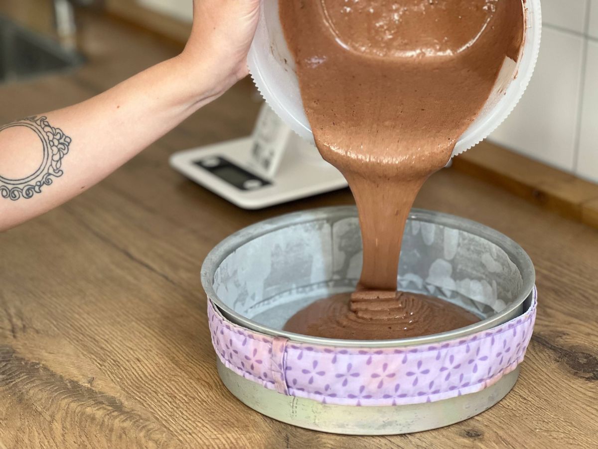 Homemade, layered cake jars made with fresh ingredients—perfect for gifting, events, or a sweet treat anytime.